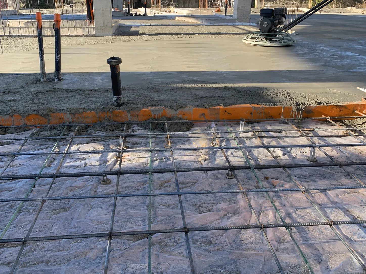 Commercial Concrete Slabs in Markham being built and completed on site by Harrowgate Group