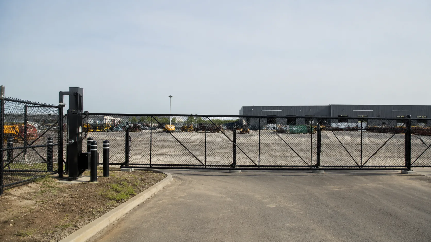 Commercial Fencing and Gates in Aurora, Ontario, self-performed and completed by Harrowgate Group