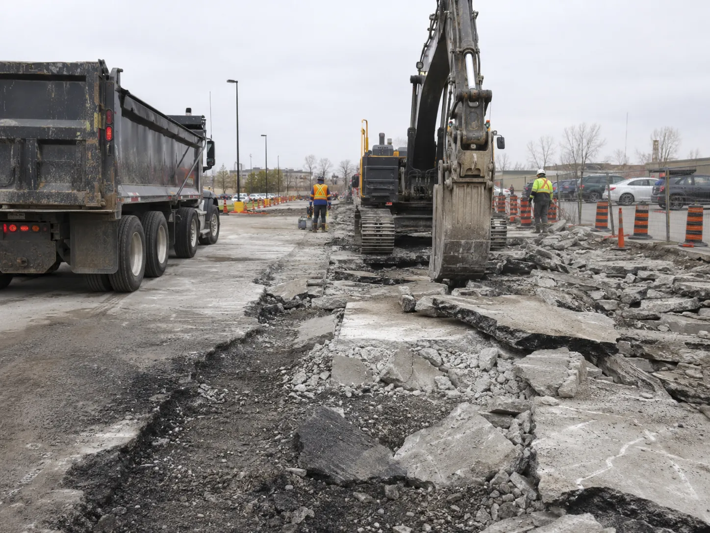 The Oakville market for concrete and asphalt removal for Concrete and Asphalt Removal in Oakville