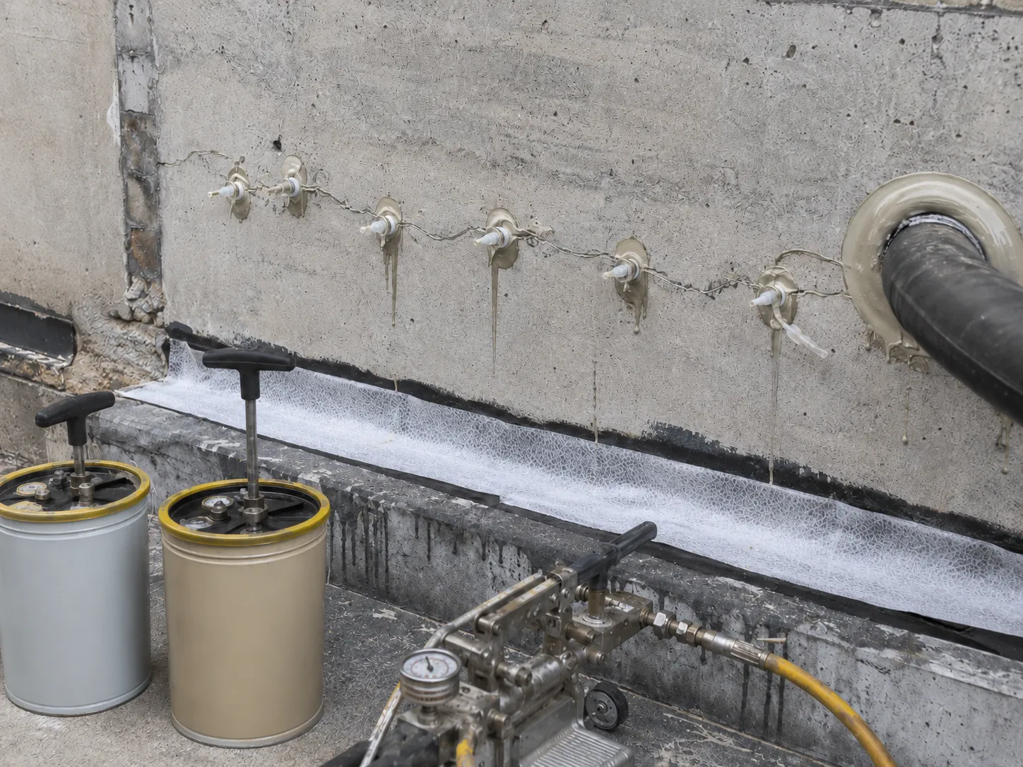 Concrete Crack Repair and Injection in Ottawa being built and completed on site by Harrowgate Group