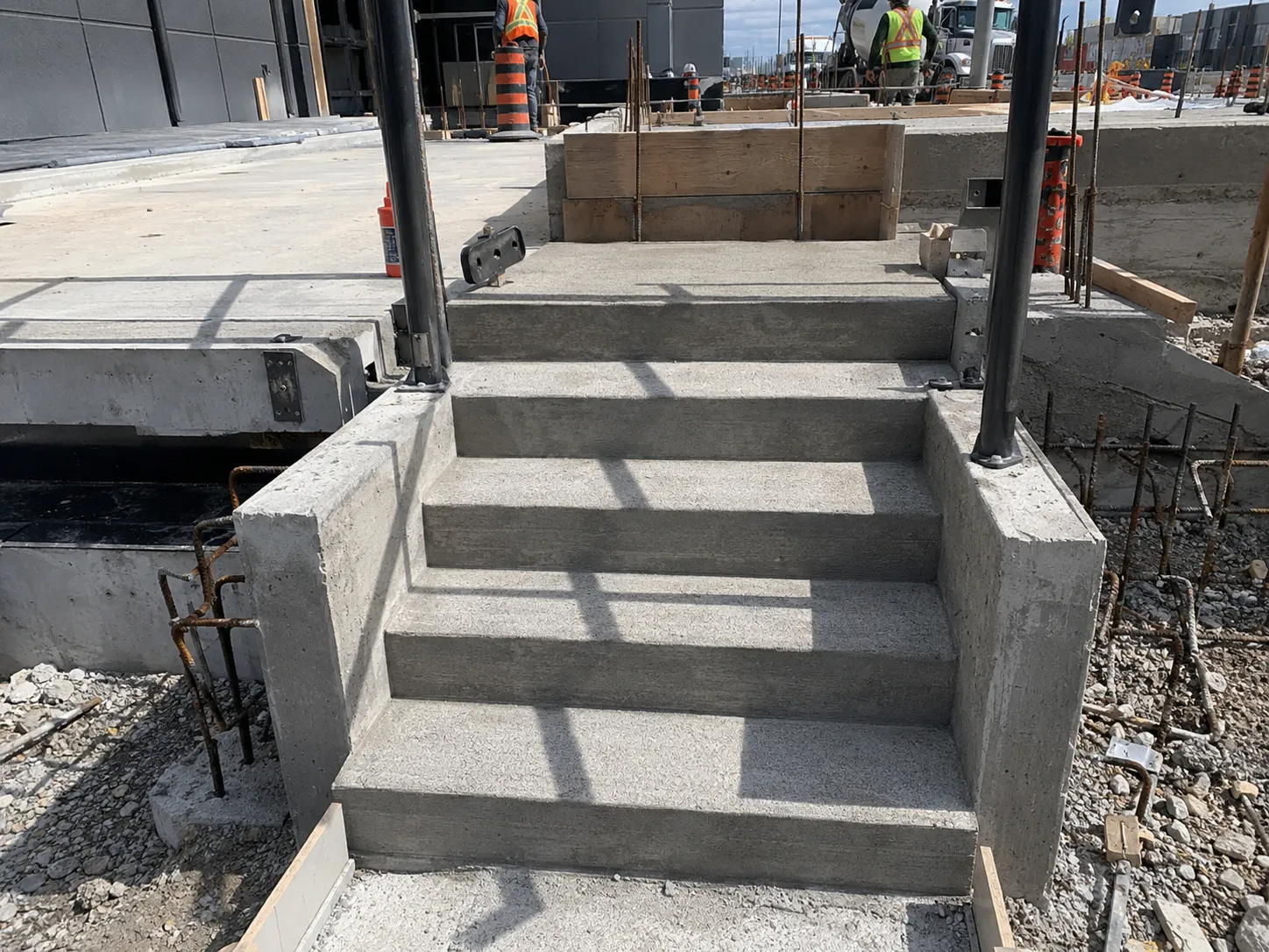 The Markham market for concrete steps and stairs for Concrete Steps and Stairs in Markham
