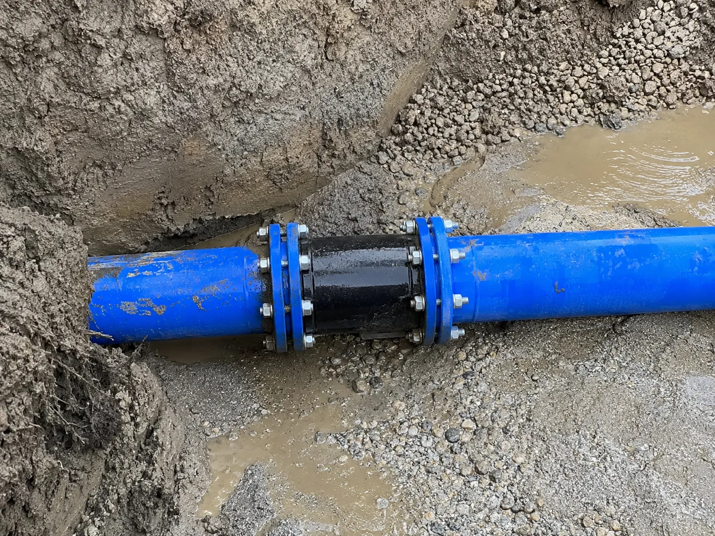 Emergency Watermain Repair being built and completed on site by Harrowgate Group