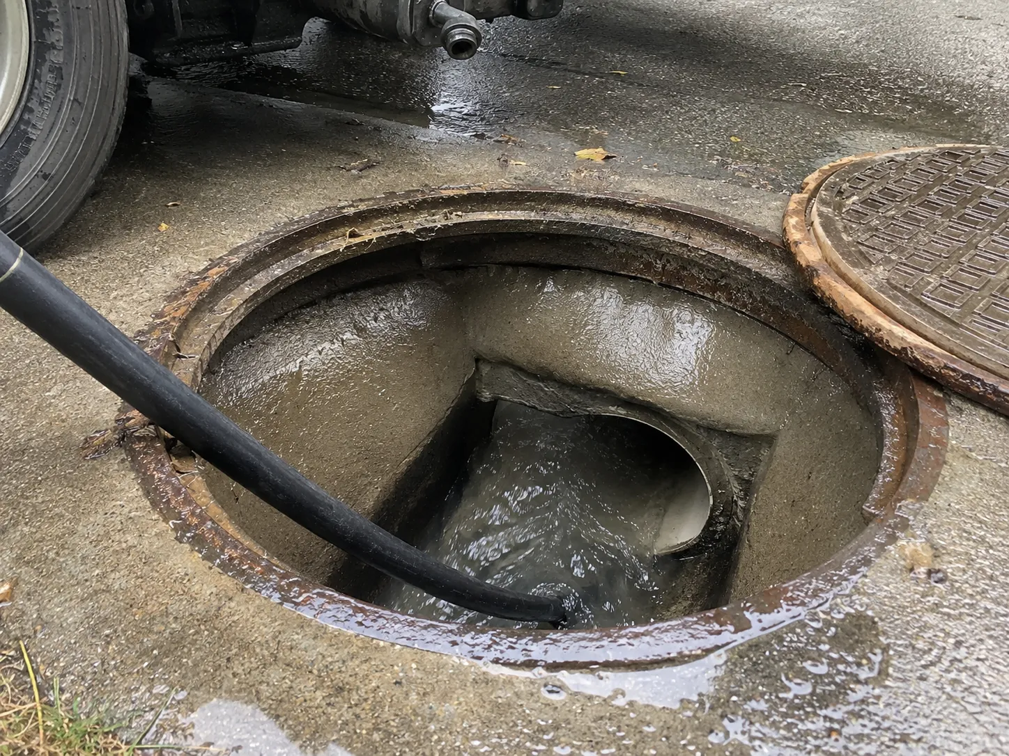Sewer Cleaning and Flushing in Aurora being built and completed on site by Harrowgate Group